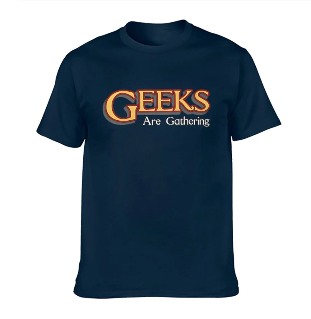 Geeks are gathering T-Shirt